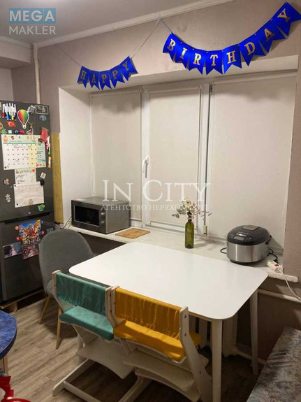 Продаж 2 кімнатної квартири (45,5/29,3/7,9), 3 пов. 5 пов. будинку, <a class="location-link" href="/kiev/" title="Недвижимость Київ">Київ</a>, <a class="location-link" href="/kiev/svyatoshinskij/" title="Недвижимость Святошинський район">Святошинський р-н</a>, Академика Доброхотова ул., 10 (изображение 7)