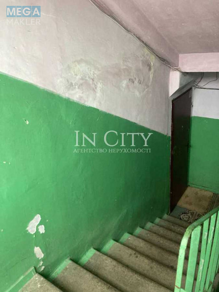 Продаж 2 кімнатної квартири (45,5/29,3/7,9), 3 пов. 5 пов. будинку, <a class="location-link" href="/kiev/" title="Недвижимость Київ">Київ</a>, <a class="location-link" href="/kiev/svyatoshinskij/" title="Недвижимость Святошинський район">Святошинський р-н</a>, Академика Доброхотова ул., 10 (изображение 21)