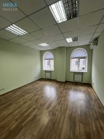 Оренда комерційної нерухомості, 18,05 кв.м, под офис, <a class="location-link" href="/kiev/" title="Недвижимость Київ">Київ</a>, <a class="location-link" href="/kiev/podolskij/" title="Недвижимость Подільський район">Подільський р-н</a>, Ярославская ул. (изображение 5)