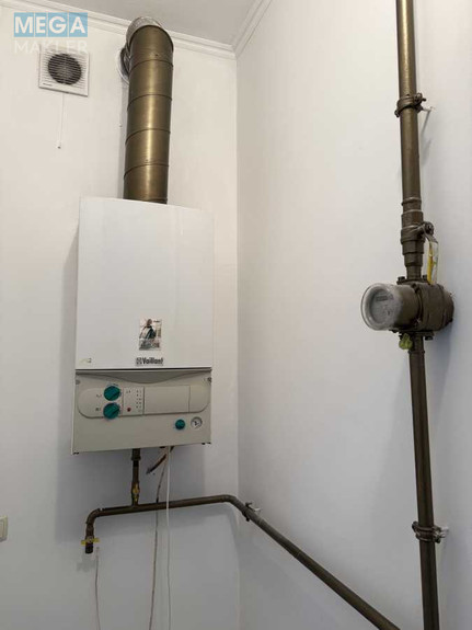 Оренда комерційної нерухомості, 197 кв.м, под офис, <a class="location-link" href="/kiev/" title="Недвижимость Київ">Київ</a>, <a class="location-link" href="/kiev/shevchenkovskij/" title="Недвижимость Шевченківський район">Шевченківський р-н</a>, Трехсвятительская ул., 13 (изображение 7)