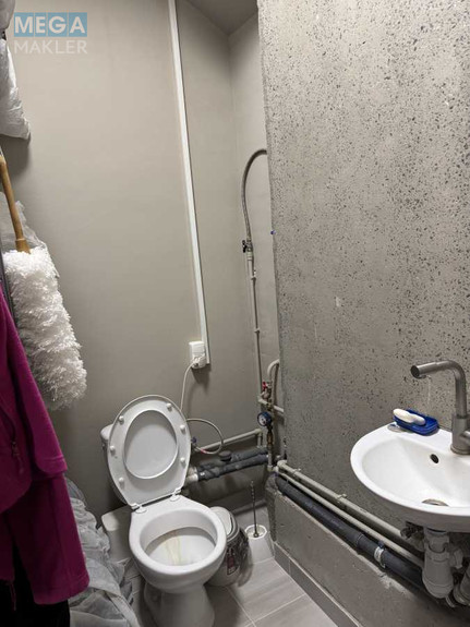 Оренда комерційної нерухомості, 60,50 кв.м, под магазин, <a class="location-link" href="/kiev/" title="Недвижимость Київ">Київ</a>, <a class="location-link" href="/kiev/darnickij/" title="Недвижимость Дарницький район">Дарницький р-н</a>, Анни Ахматової вул., 22 (изображение 12)