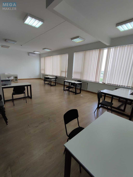 Оренда комерційної нерухомості, 70 кв.м, под офис, <a class="location-link" href="/kiev/" title="Недвижимость Київ">Київ</a>, <a class="location-link" href="/kiev/dneprovskij/" title="Недвижимость Дніпровський район">Дніпровський р-н</a>, Евгения Сверстюка ул., 11б (изображение 7)