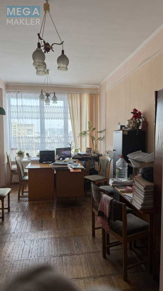 Продаж комерційної нерухомості, 570 кв.м, под офис, <a class="location-link" href="/lviv/" title="Недвижимость Львів">Львів</a>, <a class="location-link" href="/lviv/shevchenkovskij/" title="Недвижимость Шевченківський район">Шевченківський р-н</a>, Чорновола, 65 (изображение 2)