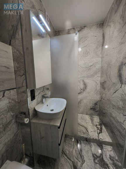 Оренда 1 кімнатної квартири, <a class="location-link" href="/kiev/" title="Недвижимость Київ">Київ</a>, <a class="location-link" href="/kiev/pecherskij/" title="Недвижимость Печерський район">Печерський р-н</a>, Предславинська вул., 44 (изображение 14)