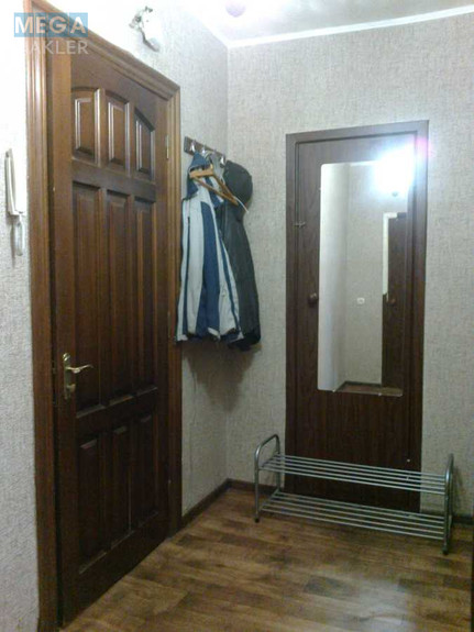 Продаж 1 кімнатної квартири (40/18/7,5), 7 пов. 10 пов. будинку, <a class="location-link" href="/kiev/" title="Недвижимость Київ">Київ</a>, <a class="location-link" href="/kiev/obolonskij/" title="Недвижимость Оболонський район">Оболонський р-н</a>, Автозаводська вул., 93 (изображение 4)