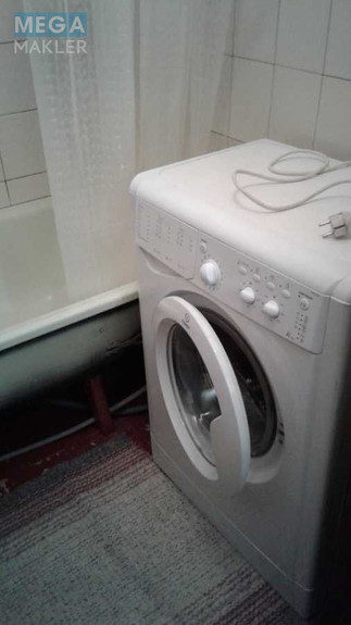 Продаж 1 кімнатної квартири (40/18/7,5), 7 пов. 10 пов. будинку, <a class="location-link" href="/kiev/" title="Недвижимость Київ">Київ</a>, <a class="location-link" href="/kiev/obolonskij/" title="Недвижимость Оболонський район">Оболонський р-н</a>, Автозаводська вул., 93 (изображение 5)