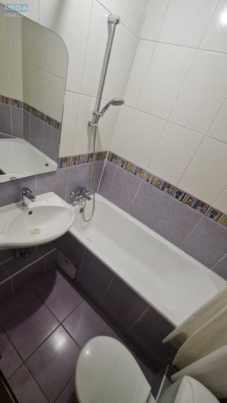 Оренда 3 кімнатної квартири, <a class="location-link" href="/kiev/" title="Недвижимость Київ">Київ</a>, <a class="location-link" href="/kiev/svyatoshinskij/" title="Недвижимость Святошинський район">Святошинський р-н</a>, Святошинская пл., 1 (изображение 11)