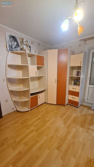 Оренда 3 кімнатної квартири, <a class="location-link" href="/kiev/" title="Недвижимость Київ">Київ</a>, <a class="location-link" href="/kiev/svyatoshinskij/" title="Недвижимость Святошинський район">Святошинський р-н</a>, Святошинская пл., 1 (изображение 19)