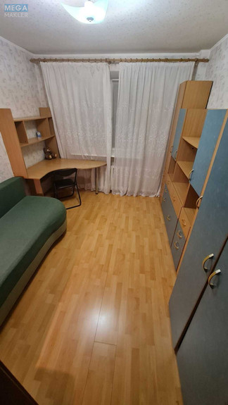 Оренда 3 кімнатної квартири, <a class="location-link" href="/kiev/" title="Недвижимость Київ">Київ</a>, <a class="location-link" href="/kiev/svyatoshinskij/" title="Недвижимость Святошинський район">Святошинський р-н</a>, Святошинская пл., 1 (изображение 21)