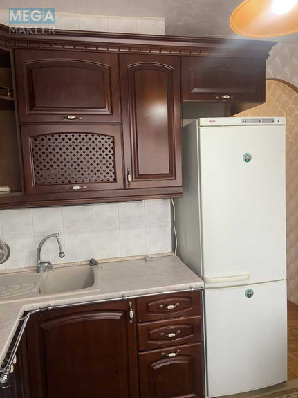 Оренда 2 кімнатної квартири, <a class="location-link" href="/kiev/" title="Недвижимость Київ">Київ</a>, <a class="location-link" href="/kiev/podolskij/" title="Недвижимость Подільський район">Подільський р-н</a>, Наталії Ужвій вул., 4г (изображение 6)