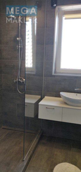 Оренда 1 кімнатної квартири, люкс, <a class="location-link" href="/kiev/" title="Недвижимость Київ">Київ</a>, <a class="location-link" href="/kiev/shevchenkovskij/" title="Недвижимость Шевченківський район">Шевченківський р-н</a>, Юрія Іллєнка (Мельникова) вул. ( <img src="https://megamakler.com.ua/metro/00ff00.gif" alt="" class="metro" /> м. Лукьяновская, 5 ) (изображение 9)