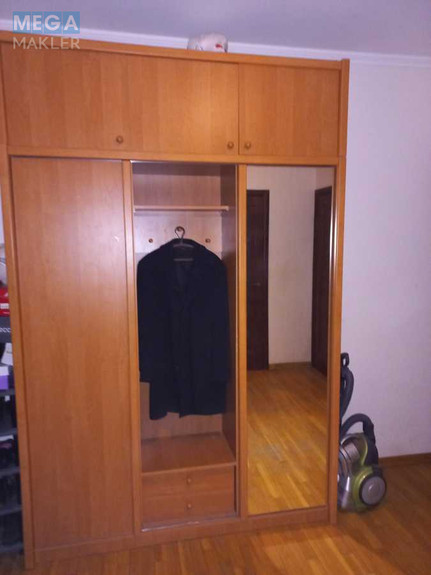 Оренда 2 кімнатної квартири, <a class="location-link" href="/kiev/" title="Недвижимость Київ">Київ</a>, <a class="location-link" href="/kiev/solomenskij/" title="Недвижимость Солом'янський район">Солом'янський р-н</a>, Вадима Гетьмана ул., 46 (изображение 15)