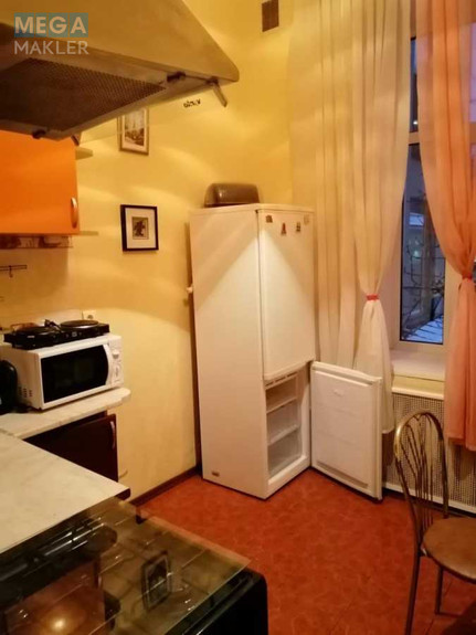 Продаж 3 кімнатної квартири (82/57/7), 3 пов. 4 пов. будинку, <a class="location-link" href="/kiev/" title="Недвижимость Київ">Київ</a>, <a class="location-link" href="/kiev/pecherskij/" title="Недвижимость Печерський район">Печерський р-н</a>, Велика Васильківська вул., 79 (изображение 14)