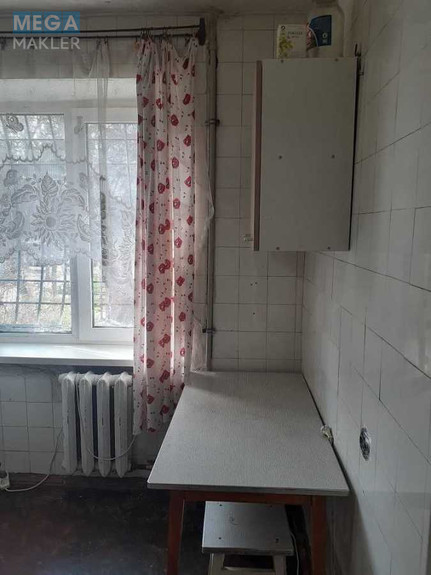 Оренда 3 кімнатної квартири, <a class="location-link" href="/odessa/" title="Недвижимость Одеса">Одеса</a>, <a class="location-link" href="/odessa/malinovskij/" title="Недвижимость Малиновський район">Малиновський р-н</a>, Ивана и Юрия Липы, 6 (изображение 12)