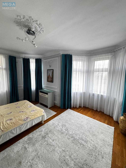 Продаж дома, 2 поверху, 491 кв.м, 8 кімнат, ділянка 10 соток, <a class="location-link" href="/kiev/" title="Недвижимость Київ">Київ</a>, <a class="location-link" href="/kiev/desnyanskij/" title="Недвижимость Деснянський район">Деснянський р-н</a>, Радунская ул. (изображение 21)