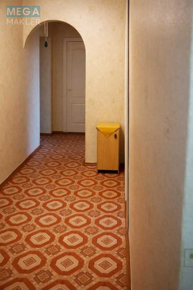 Продаж 3 кімнатної квартири (74/40/7), 4 пов. 10 пов. будинку, <a class="location-link" href="/kiev/" title="Недвижимость Київ">Київ</a>, <a class="location-link" href="/kiev/dneprovskij/" title="Недвижимость Дніпровський район">Дніпровський р-н</a>, Калачівська вул., 9 (изображение 9)