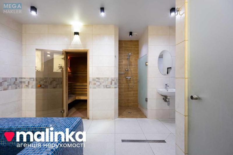 Продаж комерційної нерухомості, 72&nbsp;кв.м, <a class="location-link" href="/lviv/" title="Недвижимость Львів">Львів</a>, <a class="location-link" href="/lviv/frankovskij/" title="Недвижимость Франківський район">Франківський р-н</a>, Київська, 1 (изображение 3)