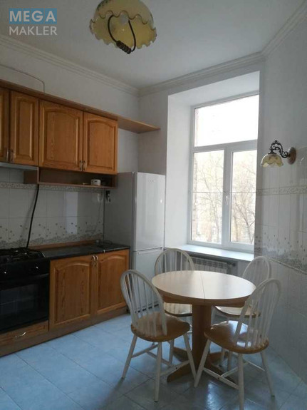 Продаж 5 кімнатної квартири (126/85/18), 3 пов. 5 пов. будинку, <a class="location-link" href="/kiev/" title="Недвижимость Київ">Київ</a>, <a class="location-link" href="/kiev/shevchenkovskij/" title="Недвижимость Шевченківський район">Шевченківський р-н</a>, Січових Стрільців вул., 58/2 (изображение 6)