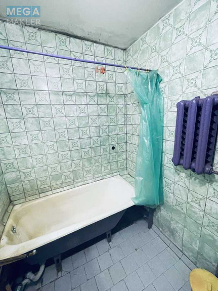 Продаж 4 кімнатної квартири (81/50/7), 4 пов. 9 пов. будинку, <a class="location-link" href="/cherkassi/" title="Недвижимость Черкаси">Черкаси</a>, <a class="location-link" href="/cherkassi/sosnovskij/" title="Недвижимость Сосновський район">Сосновський р-н</a>, Гоголя (изображение 11)