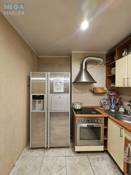 Продаж 5 кімнатної квартири (120/60/14), 14 пов. 14 пов. будинку, <a class="location-link" href="/kiev/" title="Недвижимость Київ">Київ</a>, <a class="location-link" href="/kiev/goloseevskij/" title="Недвижимость Голосіївський район">Голосіївський р-н</a>, Антоновича вул., 122 (изображение 6)