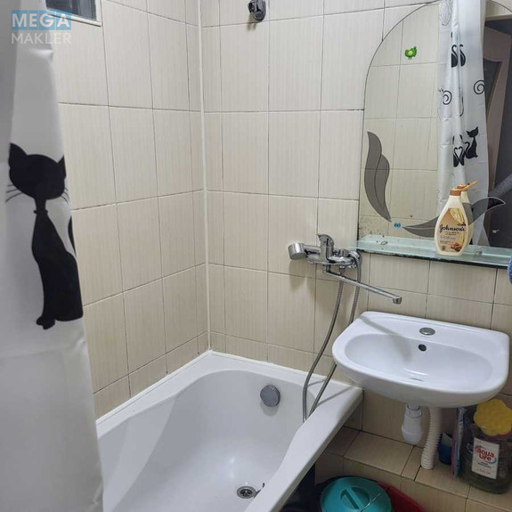 Оренда 2 кімнатної квартири, <a class="location-link" href="/odessa/" title="Недвижимость Одеса">Одеса</a>, <a class="location-link" href="/odessa/suvorovskij/" title="Недвижимость Суворовський район">Суворовський р-н</a>, Паустовского, 5 (изображение 6)