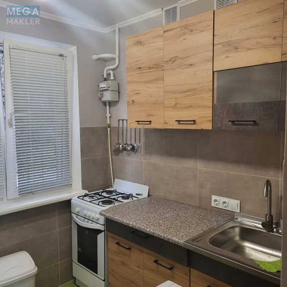 Оренда 2 кімнатної квартири, <a class="location-link" href="/odessa/" title="Недвижимость Одеса">Одеса</a>, <a class="location-link" href="/odessa/suvorovskij/" title="Недвижимость Суворовський район">Суворовський р-н</a>, Паустовского, 5 (изображение 8)