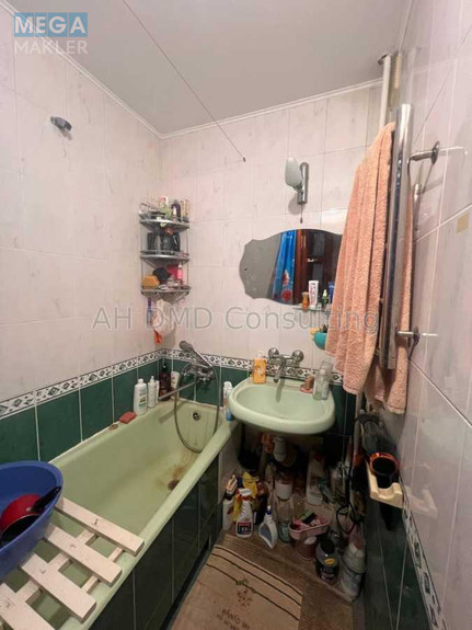 Продаж 4 кімнатної квартири (79/?/?), 7 пов. 9 пов. будинку, <a class="location-link" href="/kiev/" title="Недвижимость Київ">Київ</a>, <a class="location-link" href="/kiev/dneprovskij/" title="Недвижимость Дніпровський район">Дніпровський р-н</a>, Анатолия Соловьяненко ул., 2/6 (изображение 16)