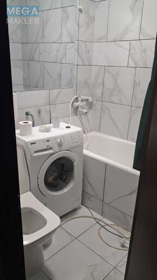 Продаж 2 кімнатної квартири (45/29/6), 1 пов. 5 пов. будинку, <a class="location-link" href="/kiev/" title="Недвижимость Київ">Київ</a>, <a class="location-link" href="/kiev/zamostyanskij/" title="Недвижимость Замостянский район">Замостянский р-н</a>, Юлиуса Фучика ул., 17 (изображение 9)