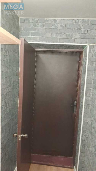 Продаж 2 кімнатної квартири (45/29/6), 1 пов. 5 пов. будинку, <a class="location-link" href="/kiev/" title="Недвижимость Київ">Київ</a>, <a class="location-link" href="/kiev/zamostyanskij/" title="Недвижимость Замостянский район">Замостянский р-н</a>, Юлиуса Фучика ул., 17 (изображение 21)