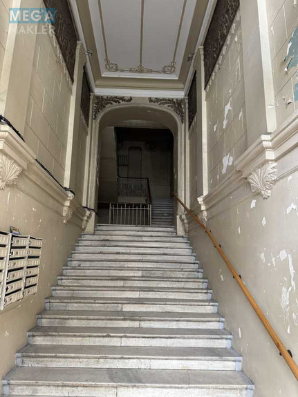 Оренда комерційної нерухомості, 195 кв.м, под офис, <a class="location-link" href="/kiev/" title="Недвижимость Київ">Київ</a>, <a class="location-link" href="/kiev/shevchenkovskij/" title="Недвижимость Шевченківський район">Шевченківський р-н</a>, Саксаганського вул., 99 (изображение 3)