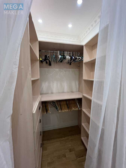 Оренда 3 кімнатної квартири, <a class="location-link" href="/kiev/" title="Недвижимость Київ">Київ</a>, <a class="location-link" href="/kiev/goloseevskij/" title="Недвижимость Голосіївський район">Голосіївський р-н</a>, Паньковская ул., 27/78 (изображение 22)