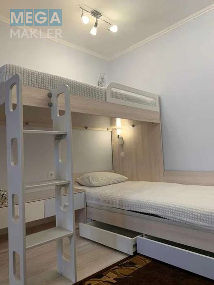 Оренда 3 кімнатної квартири, люкс, <a class="location-link" href="/kiev/" title="Недвижимость Київ">Київ</a>, <a class="location-link" href="/kiev/dneprovskij/" title="Недвижимость Дніпровський район">Дніпровський р-н</a>, пр. Соборності 30-А, ЖК Київська Венеція ( <img src="https://megamakler.com.ua/metro/ff0000.gif" alt="" class="metro" /> м. Левобережная, 15 хв. ) (изображение 4)