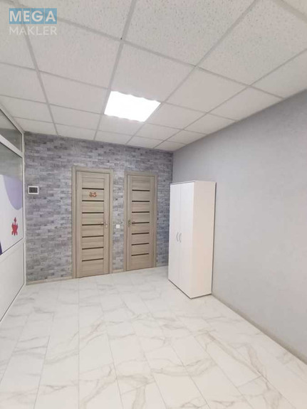 Продаж комерційної нерухомості, 57 кв.м, под офис, <a class="location-link" href="/kiev/" title="Недвижимость Київ">Київ</a>, <a class="location-link" href="/kiev/darnickij/" title="Недвижимость Дарницький район">Дарницький р-н</a>, Євгена Харченка вул., 47 (изображение 2)