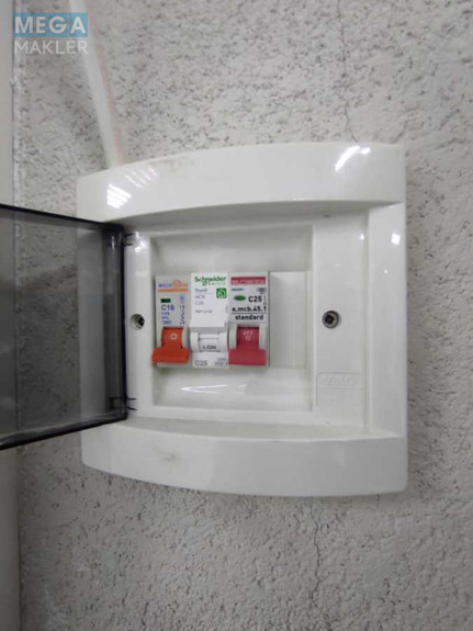 Продаж комерційної нерухомості, 57 кв.м, под офис, <a class="location-link" href="/kiev/" title="Недвижимость Київ">Київ</a>, <a class="location-link" href="/kiev/darnickij/" title="Недвижимость Дарницький район">Дарницький р-н</a>, Євгена Харченка вул., 47 (изображение 17)