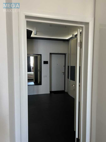 Продаж 2 кімнатної квартири (67/35/30), 21 пов. 25 пов. будинку, <a class="location-link" href="/kiev/" title="Недвижимость Київ">Київ</a>, <a class="location-link" href="/kiev/solomenskij/" title="Недвижимость Солом'янський район">Солом'янський р-н</a>, Лобановского просп., 4г (изображение 10)