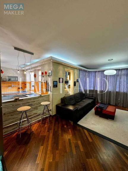 Оренда 3 кімнатної квартири, <a class="location-link" href="/kiev/" title="Недвижимость Київ">Київ</a>, <a class="location-link" href="/kiev/darnickij/" title="Недвижимость Дарницький район">Дарницький р-н</a>, Анны Ахматовой ул., 13 (изображение 3)