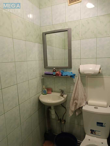 Оренда комерційної нерухомості, 28 кв.м, под офис, <a class="location-link" href="/kiev/" title="Недвижимость Київ">Київ</a>, <a class="location-link" href="/kiev/solomenskij/" title="Недвижимость Солом'янський район">Солом'янський р-н</a>, Стадионная ул., 21 (изображение 4)