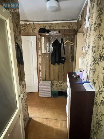 Продаж 2 кімнатної квартири (43/27/7), 2 пов. 5 пов. будинку, <a class="location-link" href="/kiev/" title="Недвижимость Київ">Київ</a>, <a class="location-link" href="/kiev/svyatoshinskij/" title="Недвижимость Святошинський район">Святошинський р-н</a>, алаанівська вул., 14 (изображение 9)