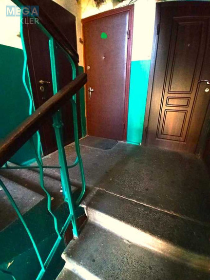 Продаж 2 кімнатної квартири (43/27/7), 2 пов. 5 пов. будинку, <a class="location-link" href="/kiev/" title="Недвижимость Київ">Київ</a>, <a class="location-link" href="/kiev/svyatoshinskij/" title="Недвижимость Святошинський район">Святошинський р-н</a>, алаанівська вул., 14 (изображение 13)