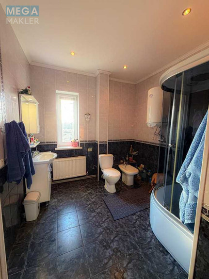 Продаж дома, 2 поверху, 160 кв.м, 5 кімнат, ділянка 47 соток, <a class="location-link" href="/ostroluche/" title="Недвижимость Гостролуччя">Гостролуччя</a>, Калинова, 3 (изображение 8)