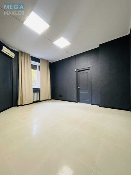 Оренда комерційної нерухомості, 40 кв.м, под офис, <a class="location-link" href="/kiev/" title="Недвижимость Київ">Київ</a>, <a class="location-link" href="/kiev/goloseevskij/" title="Недвижимость Голосіївський район">Голосіївський р-н</a>, Науки просп., 62А (изображение 8)