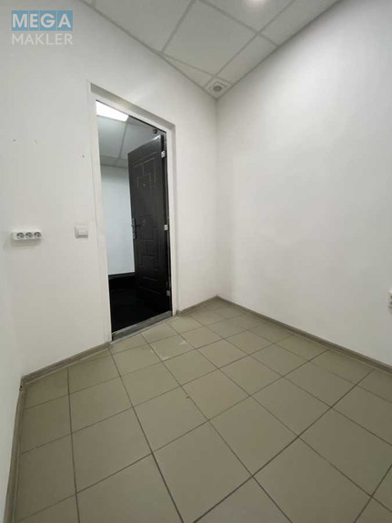 Оренда комерційної нерухомості, 46 кв.м, <a class="location-link" href="/kiev/" title="Недвижимость Київ">Київ</a>, <a class="location-link" href="/kiev/dneprovskij/" title="Недвижимость Дніпровський район">Дніпровський р-н</a>, Раїси Окіпної вул., 4а (изображение 14)