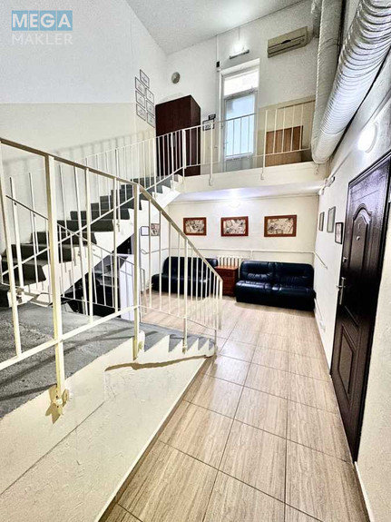 Оренда комерційної нерухомості, 11 кв.м, под офис, <a class="location-link" href="/kiev/" title="Недвижимость Київ">Київ</a>, <a class="location-link" href="/kiev/dneprovskij/" title="Недвижимость Дніпровський район">Дніпровський р-н</a>, Раїси Окіпної вул., 8 (изображение 3)