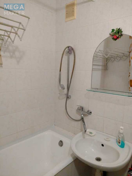 Оренда 2 кімнатної квартири, <a class="location-link" href="/kiev/" title="Недвижимость Київ">Київ</a>, <a class="location-link" href="/kiev/shevchenkovskij/" title="Недвижимость Шевченківський район">Шевченківський р-н</a>, Саратовская ул., 47 (изображение 5)