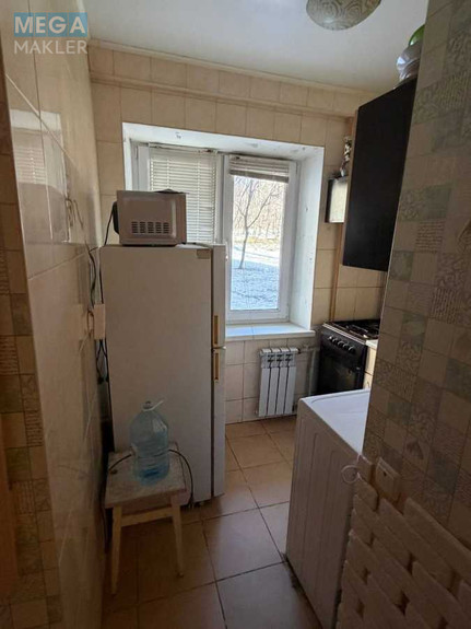 Продаж 1 кімнатної квартири (24/10,3/5), 1 пов. 9 пов. будинку, <a class="location-link" href="/kiev/" title="Недвижимость Київ">Київ</a>, <a class="location-link" href="/kiev/svyatoshinskij/" title="Недвижимость Святошинський район">Святошинський р-н</a>, Леся Курбаса просп. (изображение 2)