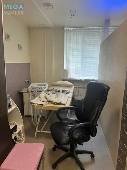 Продаж комерційної нерухомості, 68 кв.м, <a class="location-link" href="/kiev/" title="Недвижимость Київ">Київ</a>, <a class="location-link" href="/kiev/shevchenkovskij/" title="Недвижимость Шевченківський район">Шевченківський р-н</a>, Берестейський просп., 30 (изображение 3)