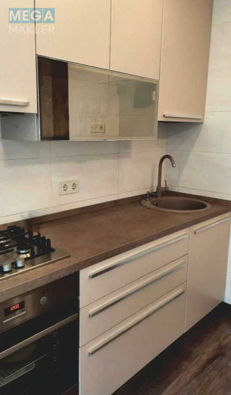 Продаж 2 кімнатної квартири (63/34/15), 7 пов. 10 пов. будинку, <a class="location-link" href="/sofievskaya-borshagovka/" title="Недвижимость Софіївська Борщагівка">Софіївська Борщагівка</a>, Яблунева, 13 (изображение 4)