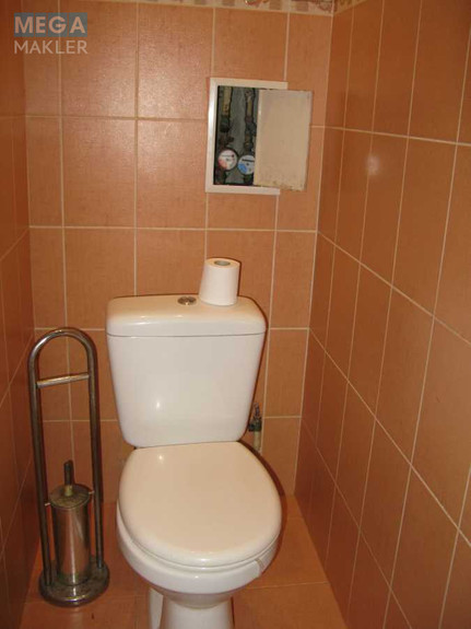 Оренда 2 кімнатної квартири, <a class="location-link" href="/kiev/" title="Недвижимость Київ">Київ</a>, <a class="location-link" href="/kiev/goloseevskij/" title="Недвижимость Голосіївський район">Голосіївський р-н</a>, Саперно-Слободская ул. (изображение 14)