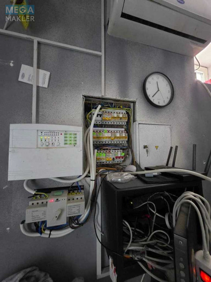 Продаж комерційної нерухомості, 180&nbsp;кв.м, <a class="location-link" href="/belaya-tserkov/" title="Недвижимость Біла Церква">Біла Церква</a>, Логінова, 1 (изображение 2)