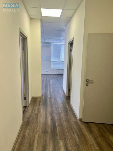 Продаж комерційної нерухомості, 68 кв.м, под офис, <a class="location-link" href="/kiev/" title="Недвижимость Київ">Київ</a>, <a class="location-link" href="/kiev/podolskij/" title="Недвижимость Подільський район">Подільський р-н</a>, Глубочицкая ул., 17 (изображение 3)